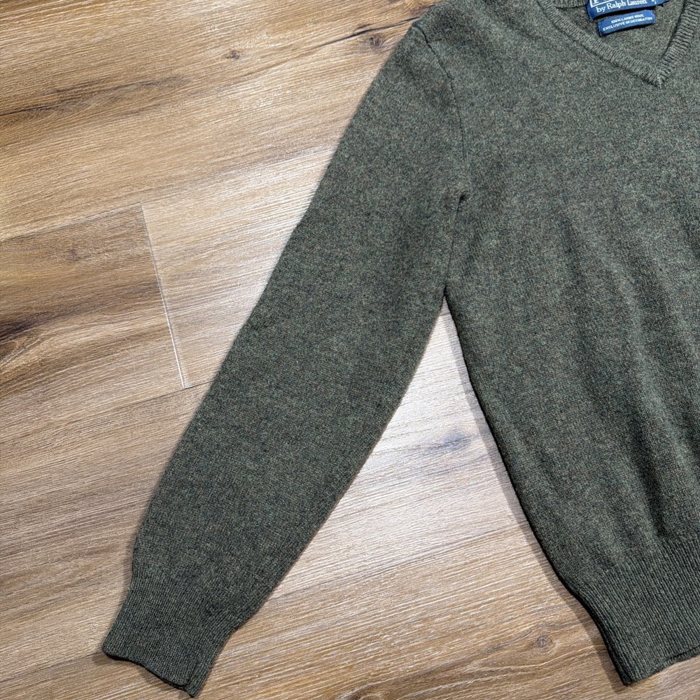 Polo Ralph Lauren Men's MEDIUM Sweater Green V-Neck Pullover Knit Lambswool - Picture 3 of 12